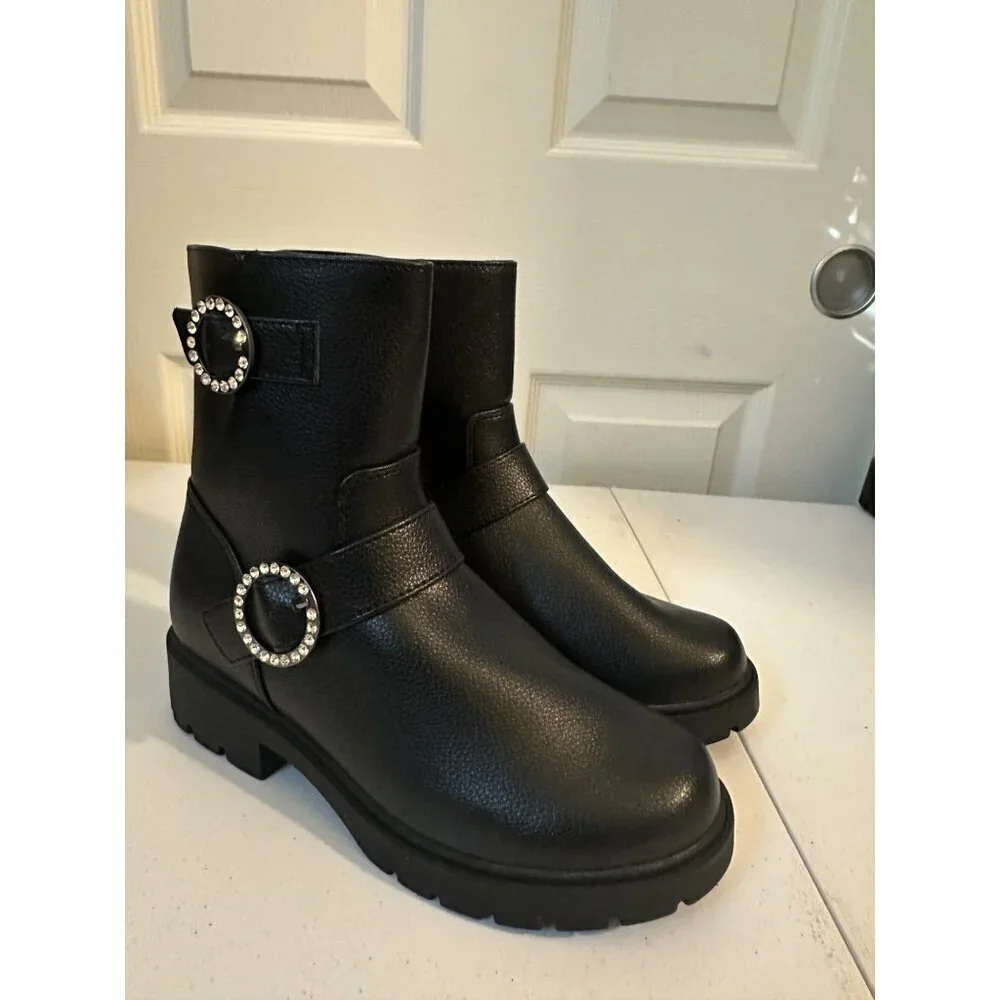 Art Class Big Girl’s Perry Ankle Buckle Boots size 3 NWT